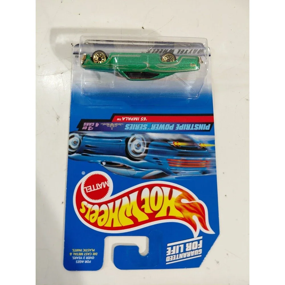 NIP Hot Wheels Pinstripe Power 1:64 DieCast 1965 Chevrolet Impala Classic Car